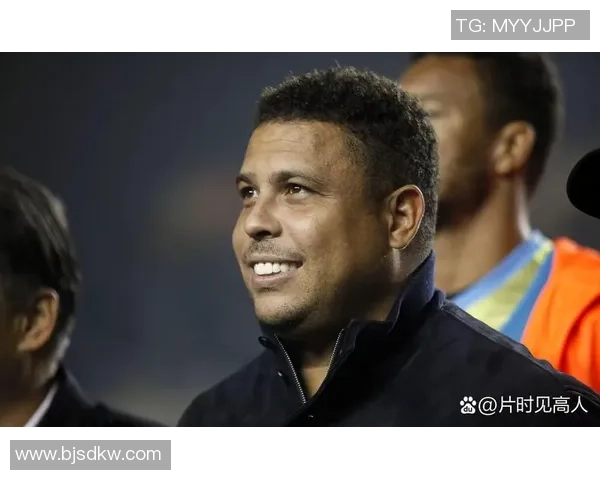 巴西足球俱乐部球星的崛起与影响力探析：从本土到国际的传奇之路