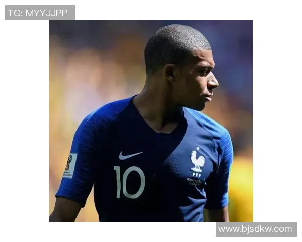 揭秘法国足球巨星的帅气秘诀 揭秘法国足球巨星的帅气秘诀