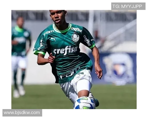 新一代足球明星崛起的背后,他们的天赋与未来如何定义全球足坛 新一代足球明星崛起的背后,他们的天赋与未来如何定义全球足坛