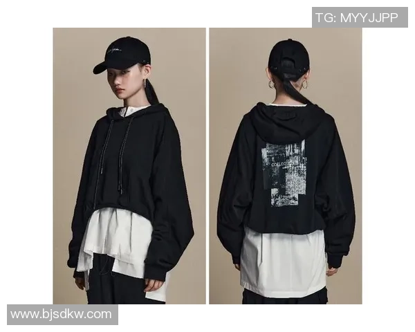 时尚与运动结合足球球星图案卫衣成为街头潮流新宠