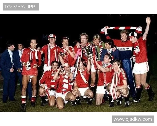 那些年我们一起追过的足球传奇与球星记忆回顾 那些年我们一起追过的足球传奇与球星记忆回顾